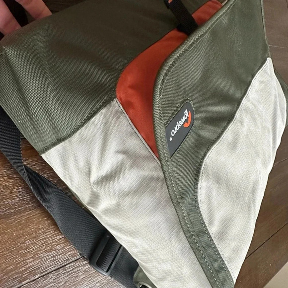 Lowerpro slim briefcase - Picture 6 of 15